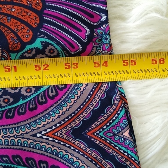 Evereve Allison Joy Maui Paisley Maxi Dress - Picture 14 of 16